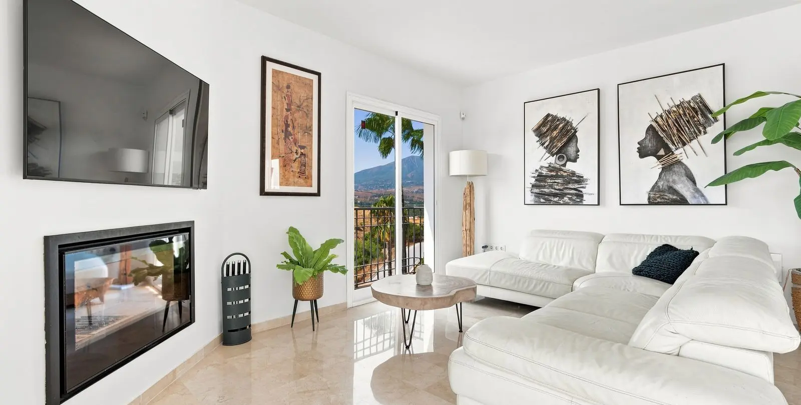 Sale of detached villa in Mijas 17