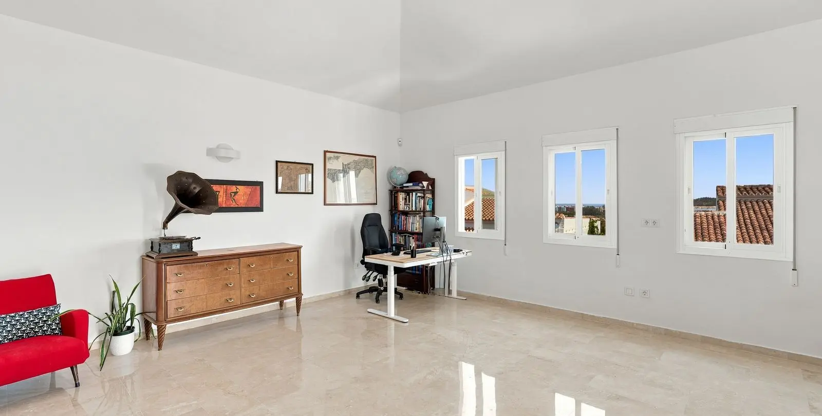 Sale of detached villa in Mijas 32