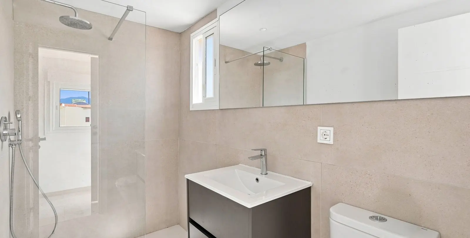 Sale of detached villa in Mijas 38
