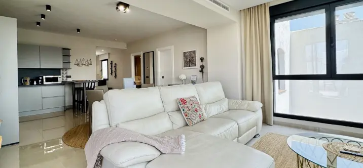 Venta de ático en Puerto Banús 2