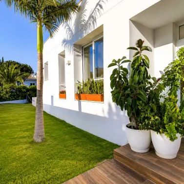 Venta de villa independiente en Estepona
