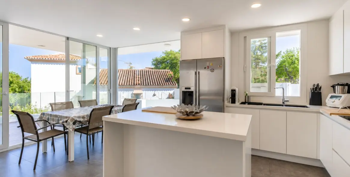 Venta de villa independiente en Estepona 8