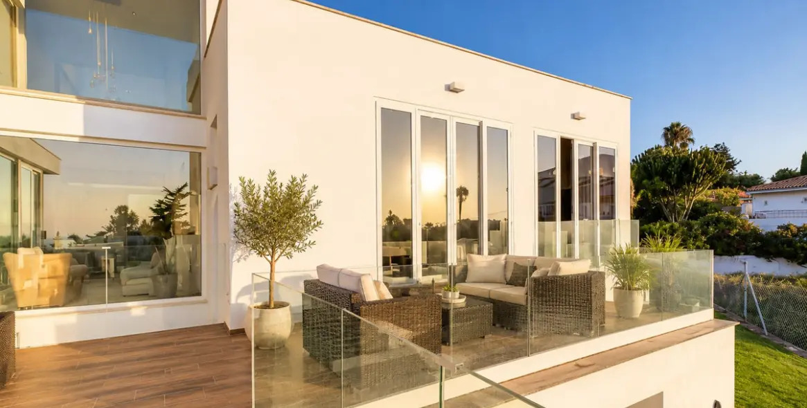 Venta de villa independiente en Estepona 13
