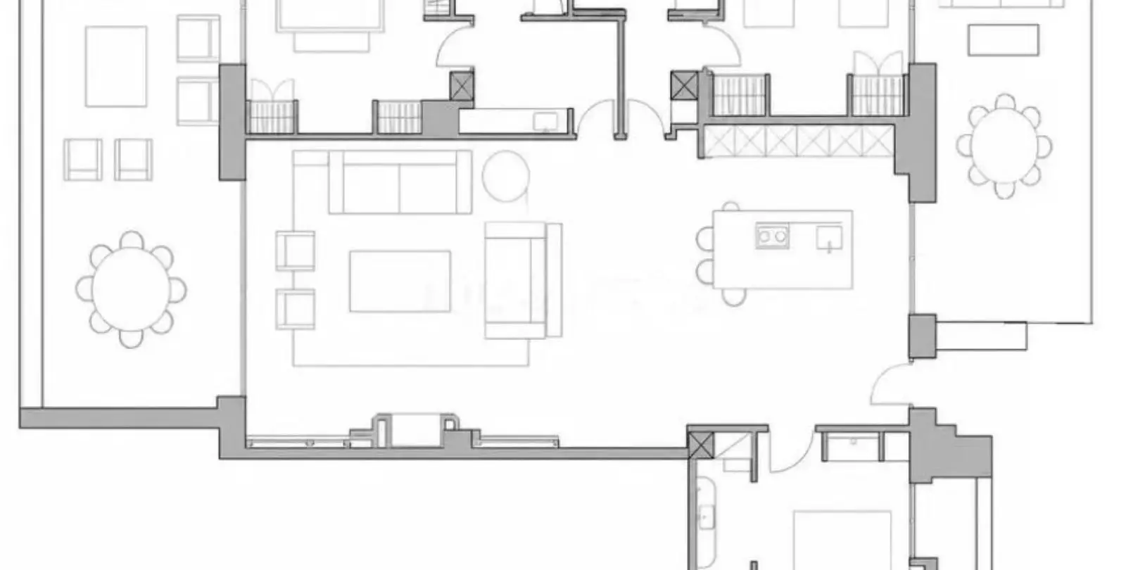 Sale of middle floor apartment in The Golden Mile 3