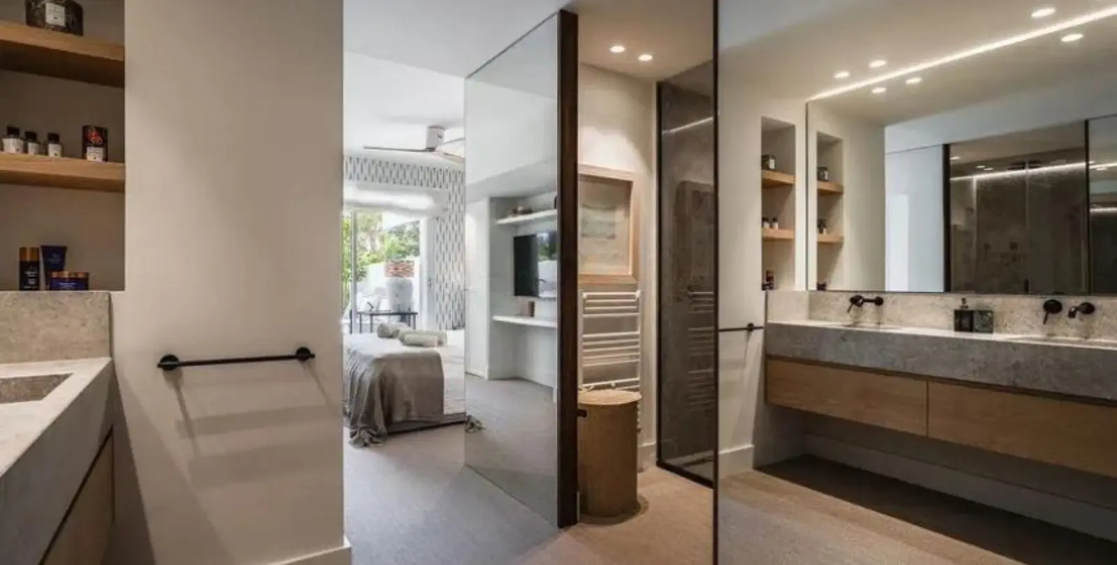 Sale of middle floor apartment in The Golden Mile 7