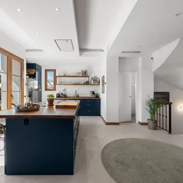 Venta de villa independiente en Selwo