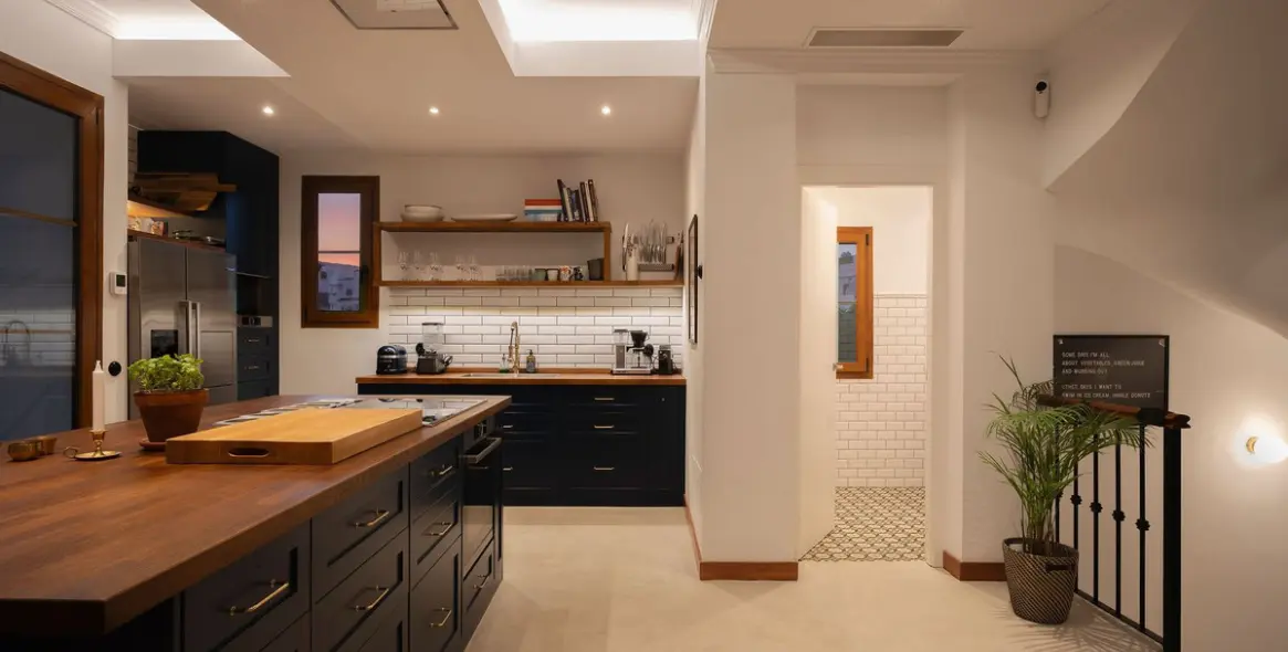 Venta de villa independiente en Selwo 27