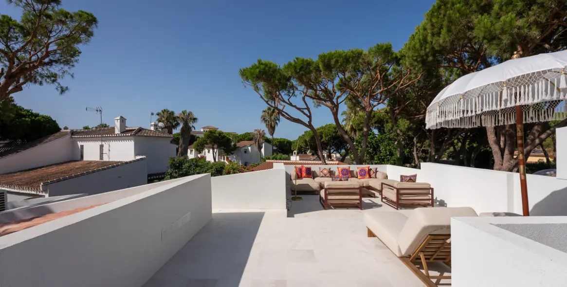 Venta de villa independiente en Calahonda 22