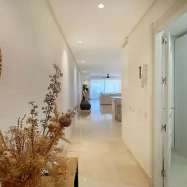 Venta de apartamento en planta baja en Los Monteros