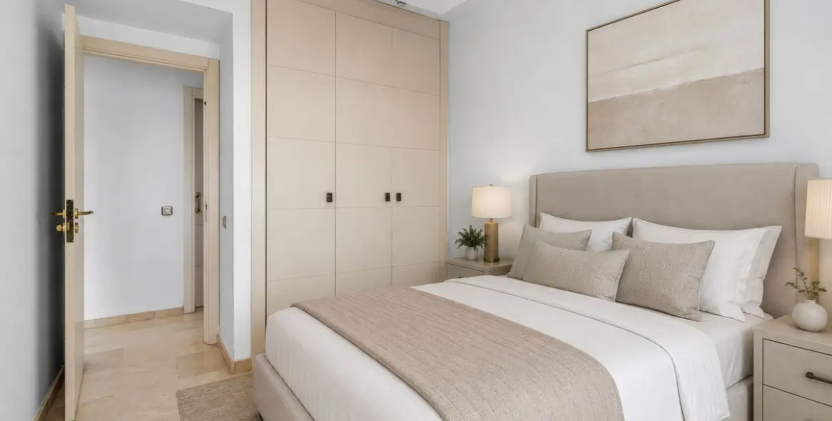 Long-term rent of middle floor apartment in New Golden Mile 26