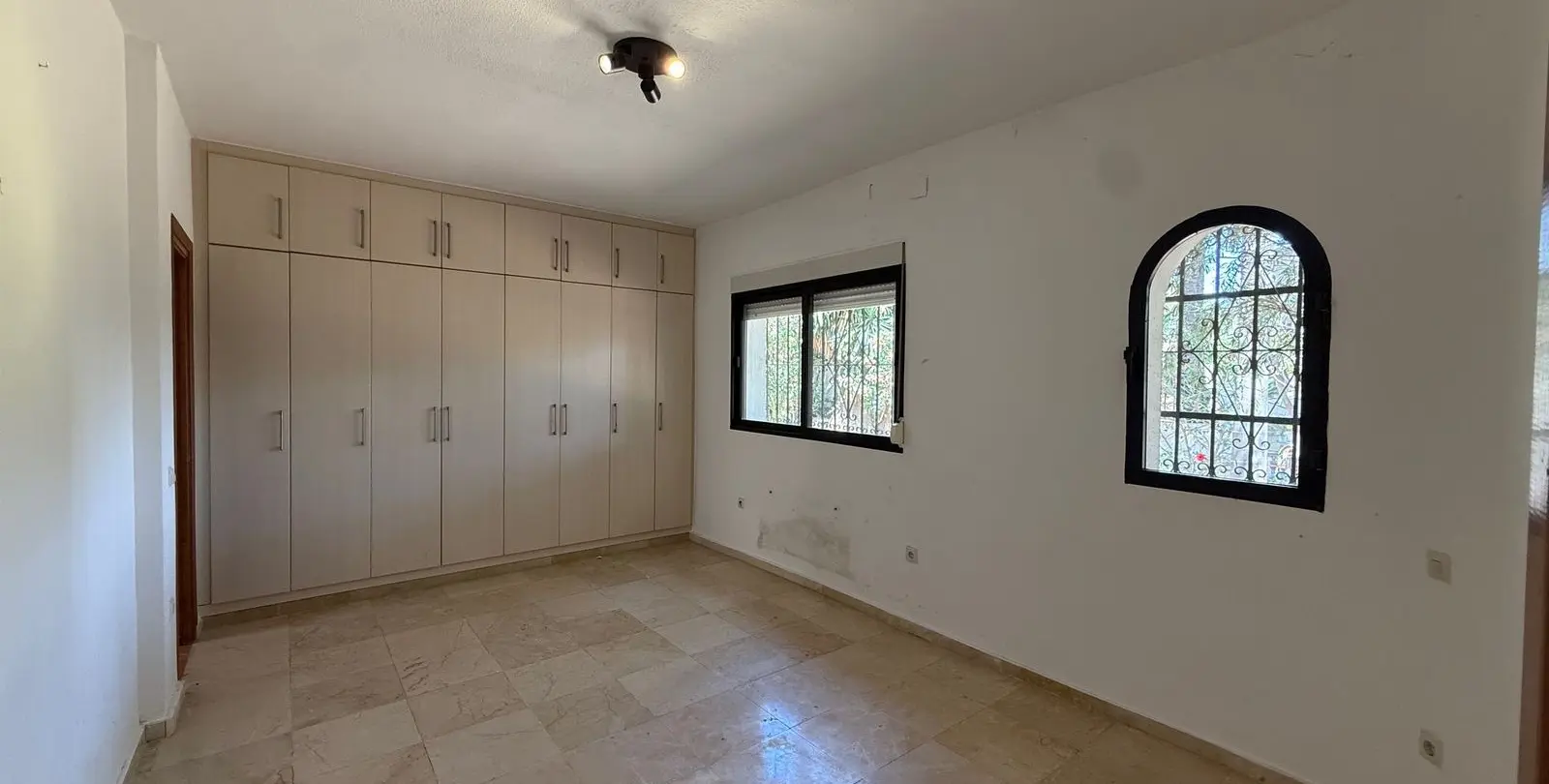 Venta de villa independiente en Marbesa 7