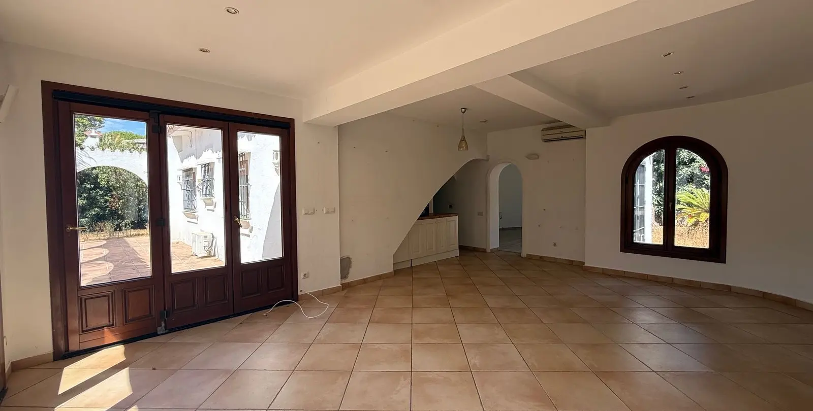 Venta de villa independiente en Marbesa 13