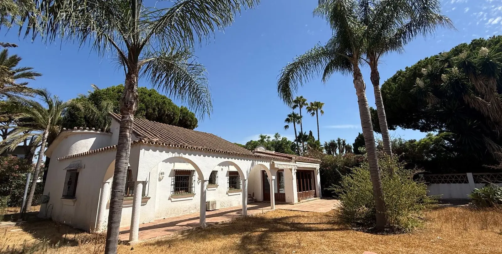 Venta de villa independiente en Marbesa 16