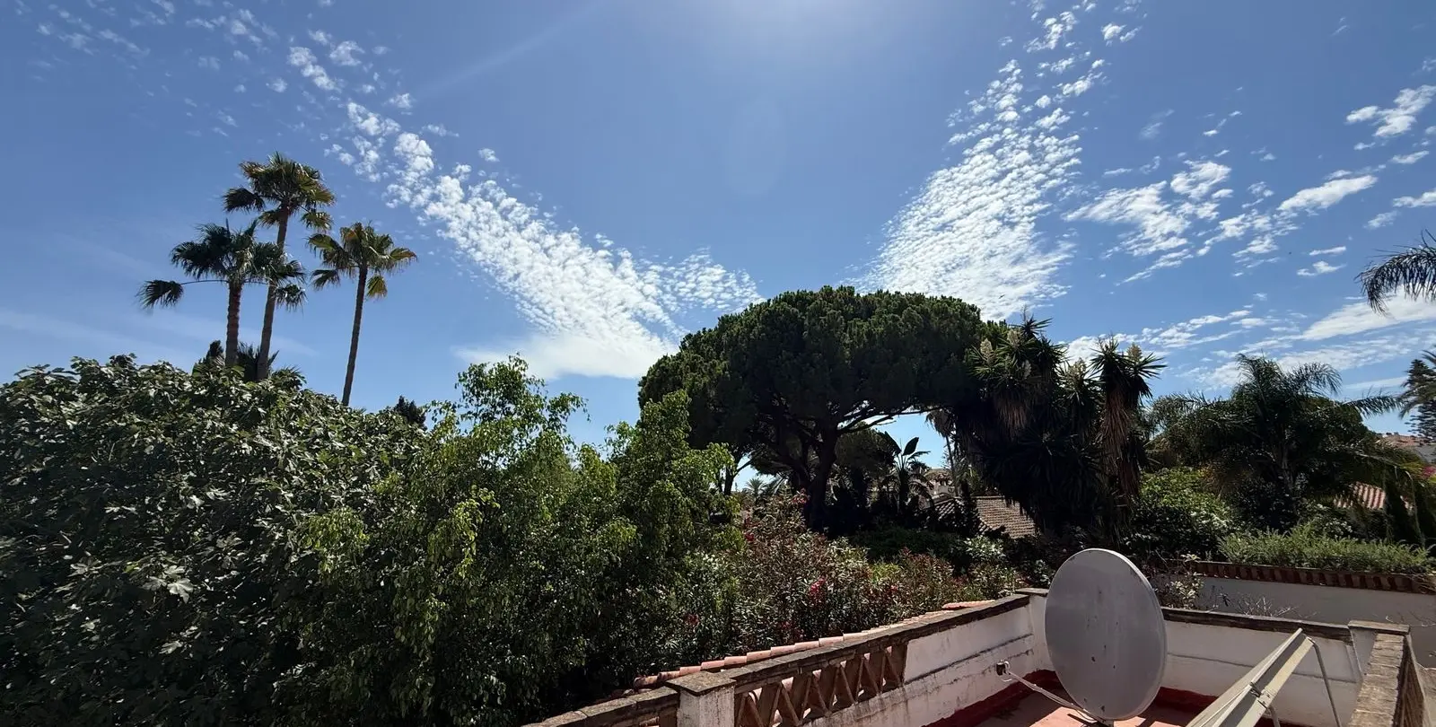 Venta de villa independiente en Marbesa 26