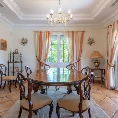 Sale of detached villa in Elviria