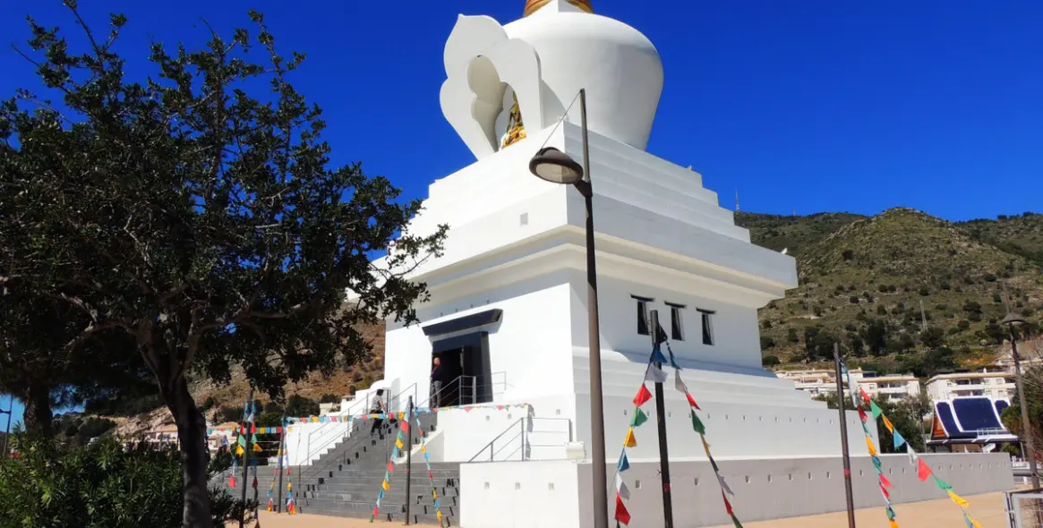 Продажа апартаментов на среднем этаже в Benalmadena 24