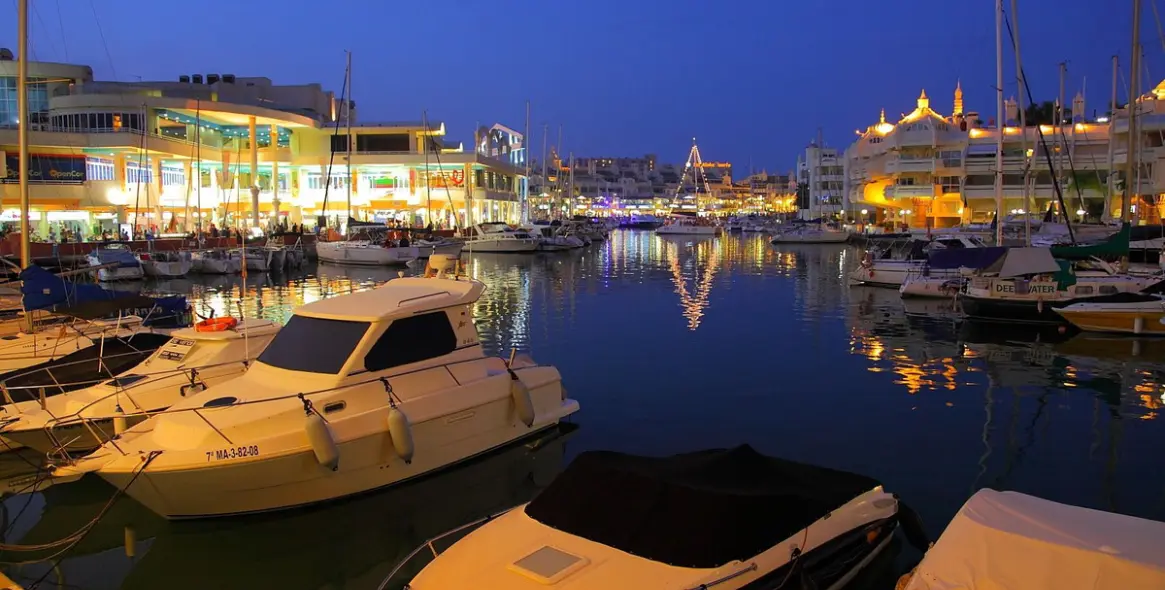 Продажа апартаментов на среднем этаже в Benalmadena 26