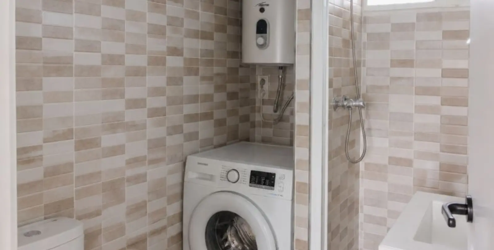 Venta de apartamento en planta media en Benalmadena 10