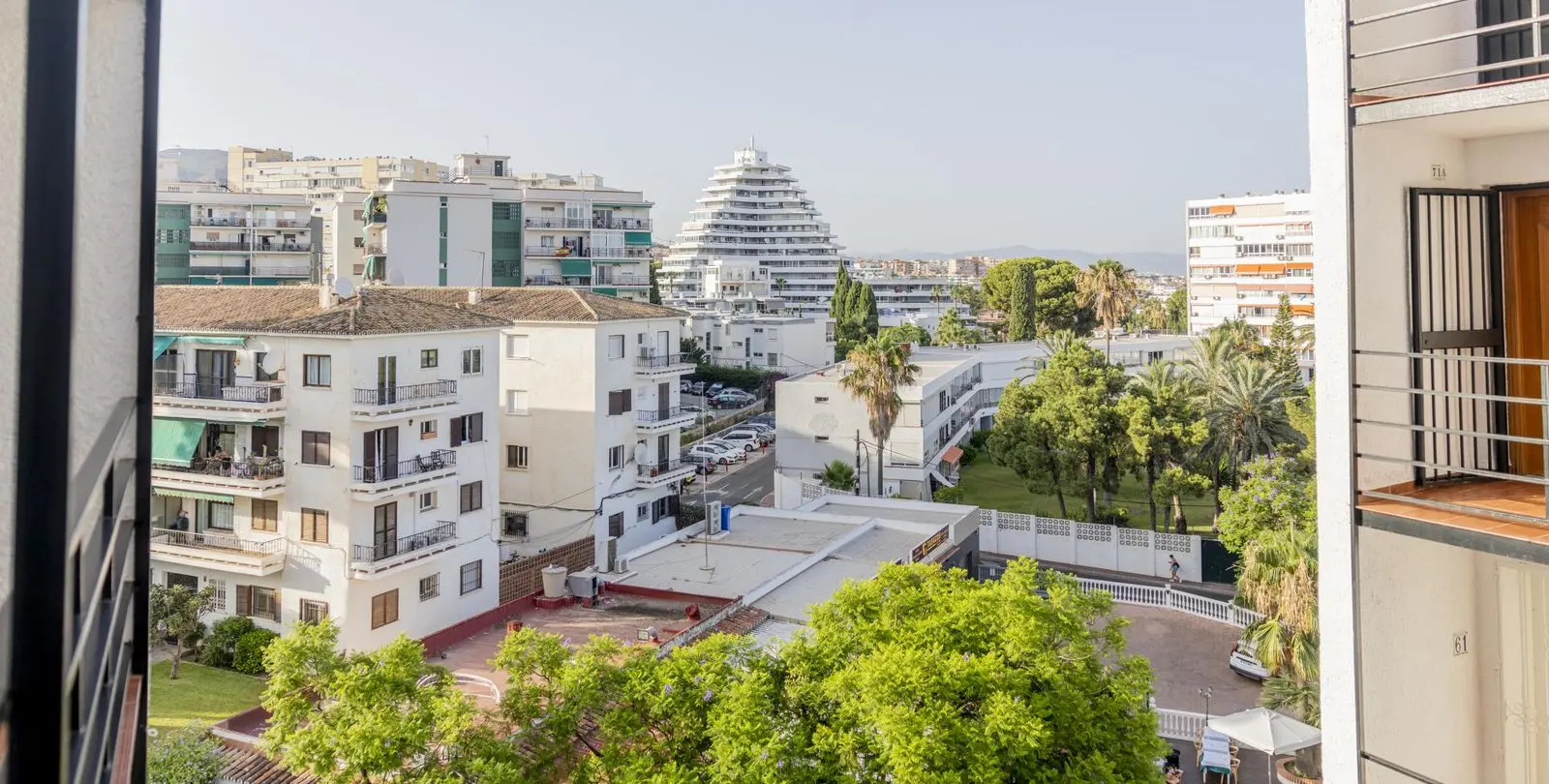 Venta de apartamento en planta media en Benalmadena 15