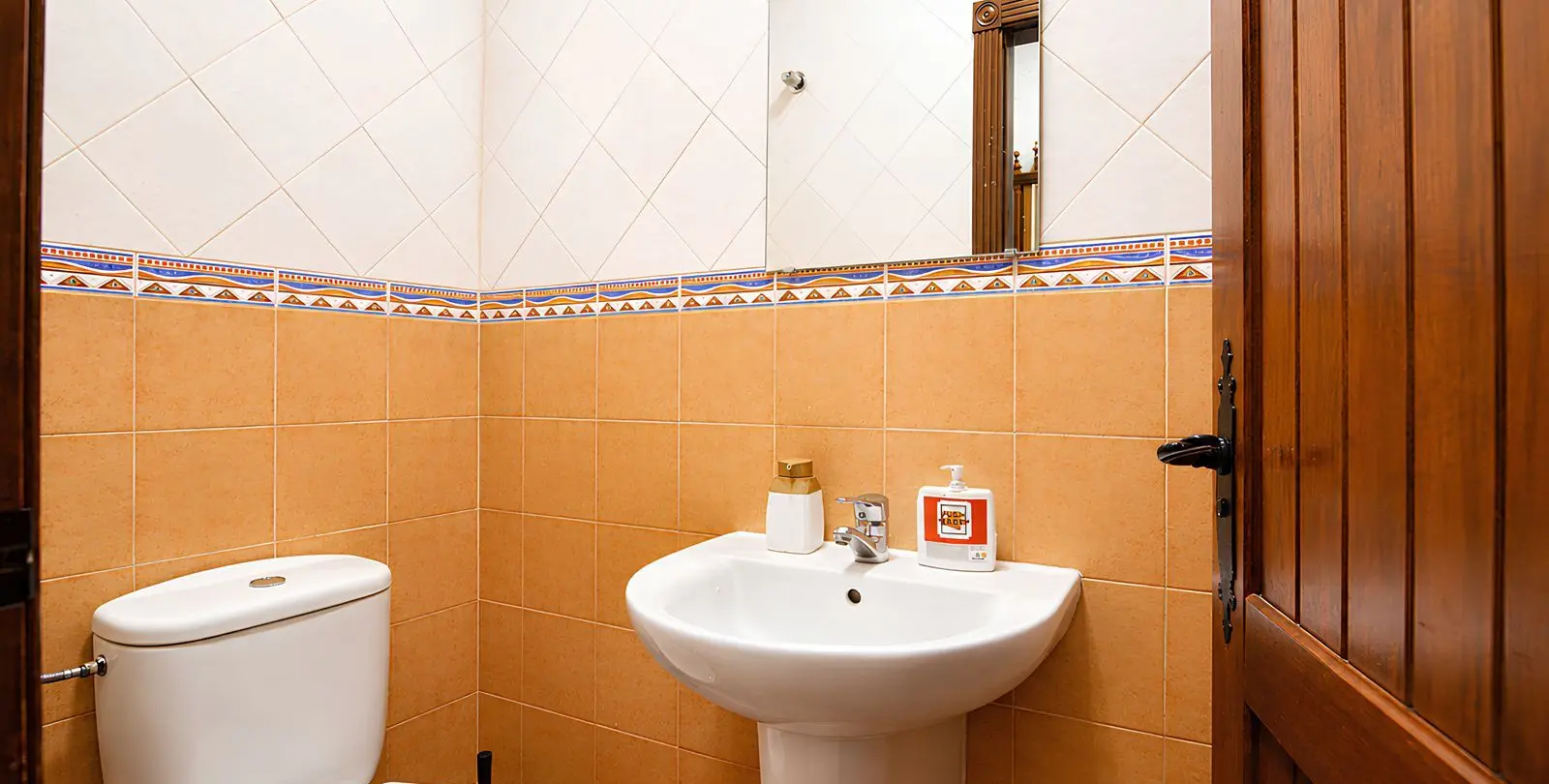 Sale of restaurant in Mijas 28