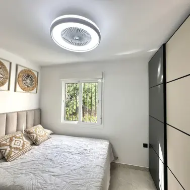 Sale of middle floor apartment in La Cala de Mijas