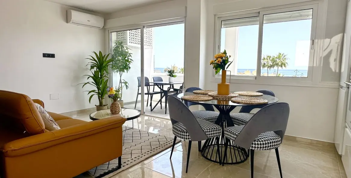 Venta de apartamento en planta media en La Cala de Mijas 8