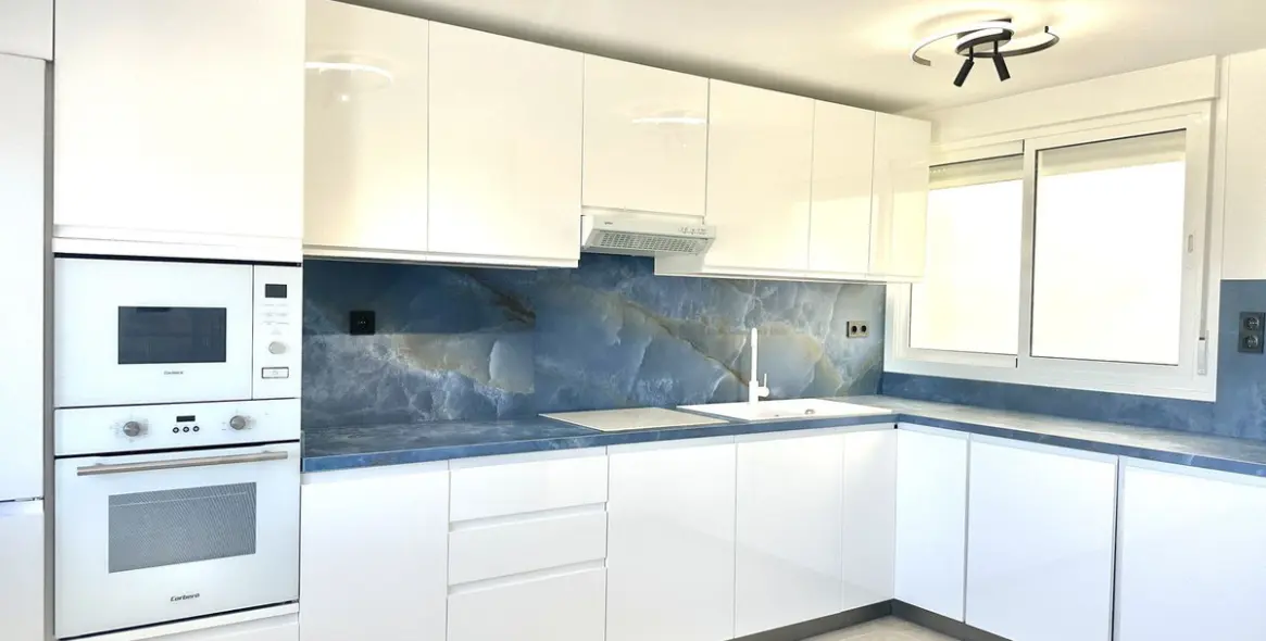 Venta de apartamento en planta media en La Cala de Mijas 17