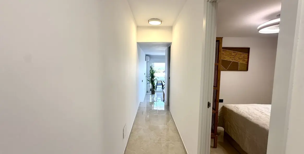Venta de apartamento en planta media en La Cala de Mijas 19