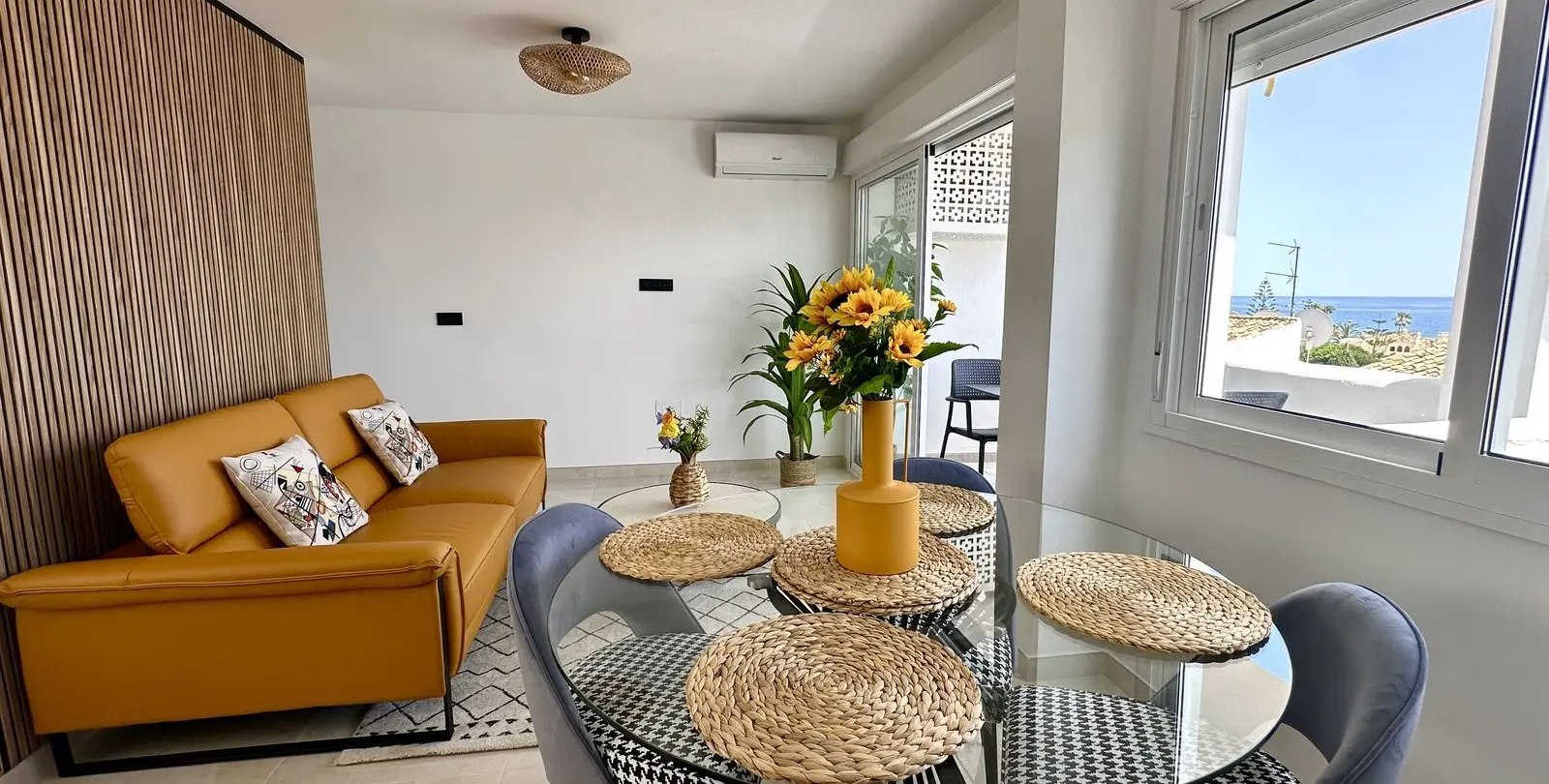 Sale of middle floor apartment in La Cala de Mijas 9
