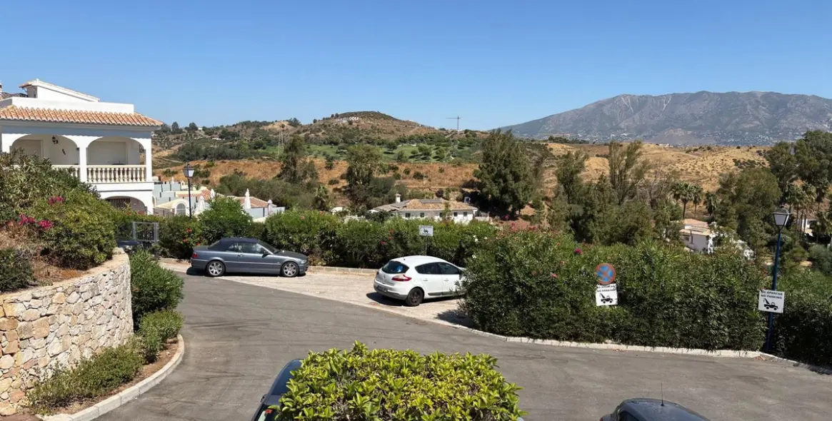 Sale of penthouse in El Chaparral 9