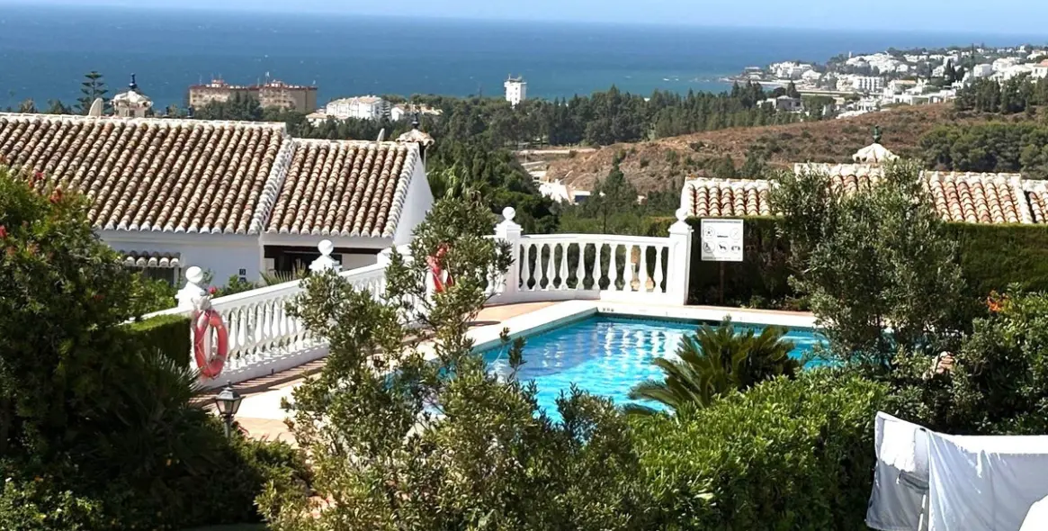 Sale of penthouse in El Chaparral 22