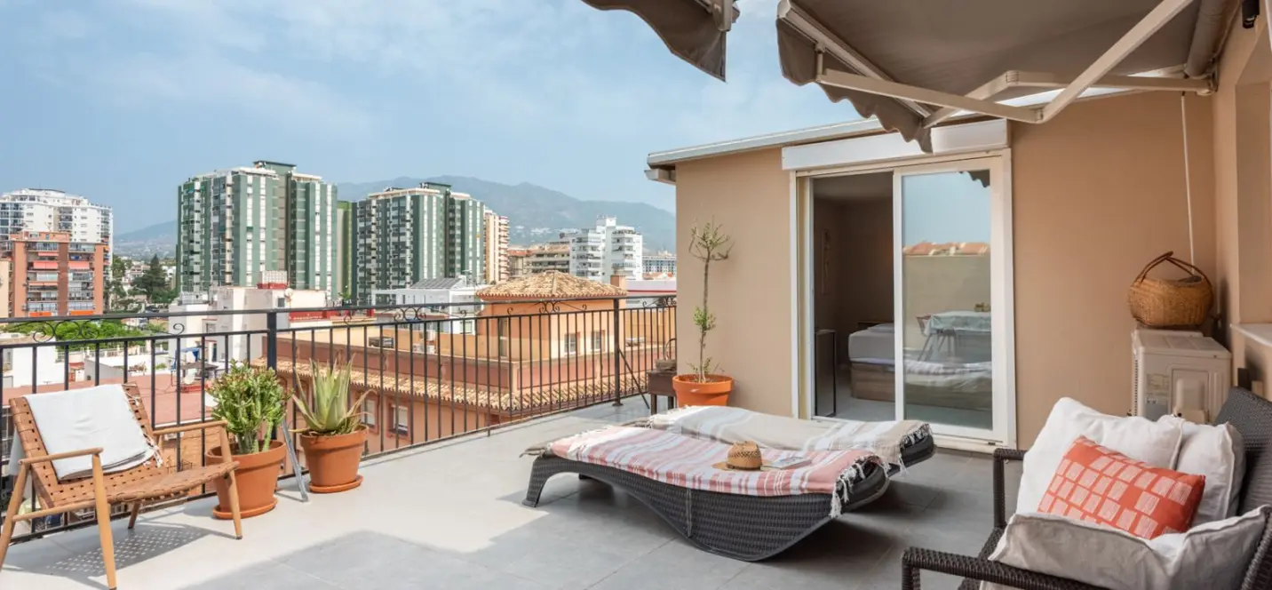 Sale of penthouse in Los Boliches 0