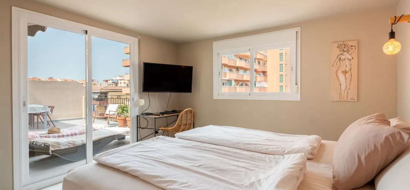Sale of penthouse in Los Boliches 2