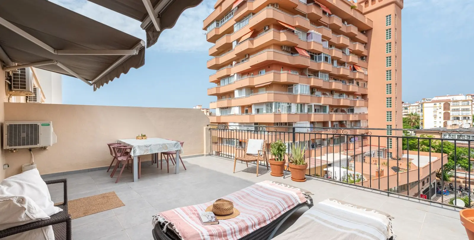 Sale of penthouse in Los Boliches 18