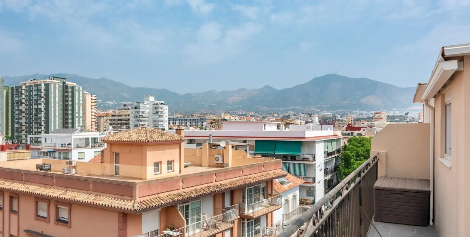 Sale of penthouse in Los Boliches 19