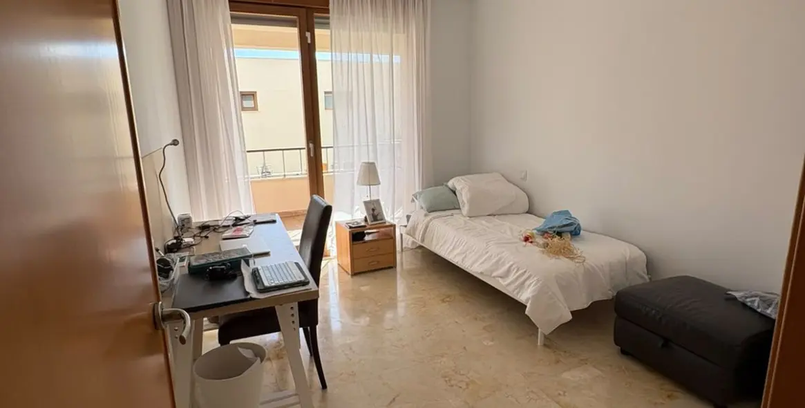 Продажа апартаментов на среднем этаже в Marbella 32