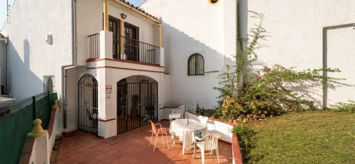 Продажа таунхауса в Elviria 1