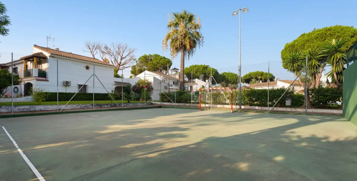 Sale of townhouse in Elviria 7