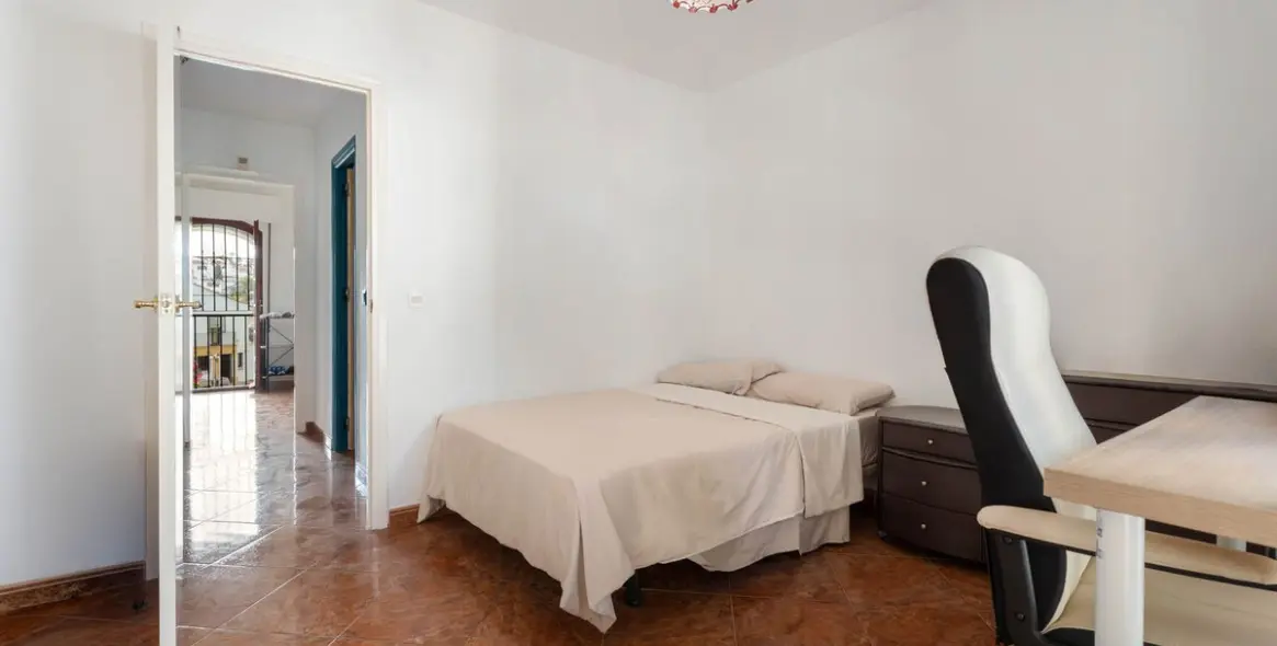 Sale of townhouse in Elviria 17