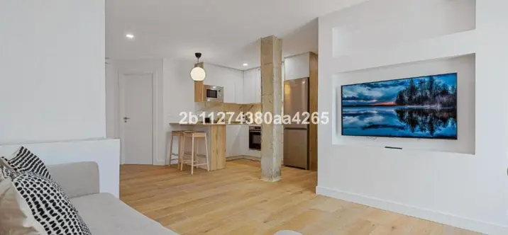 Sale of middle floor apartment in Marbella 0