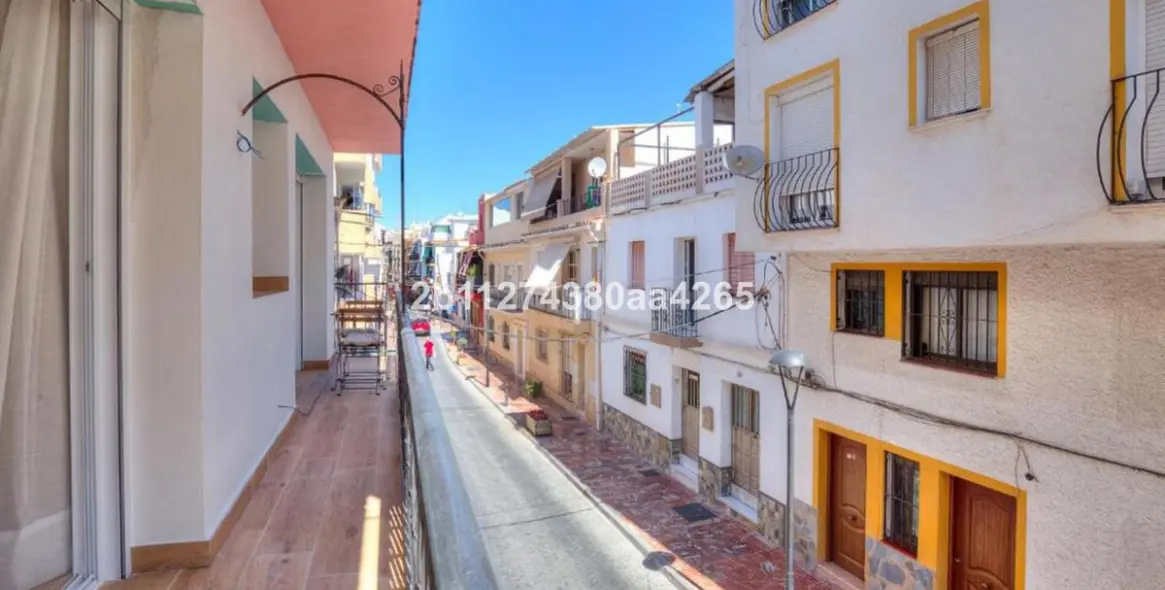 Sale of middle floor apartment in Marbella 4
