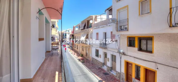 Sale of middle floor apartment in Marbella 3