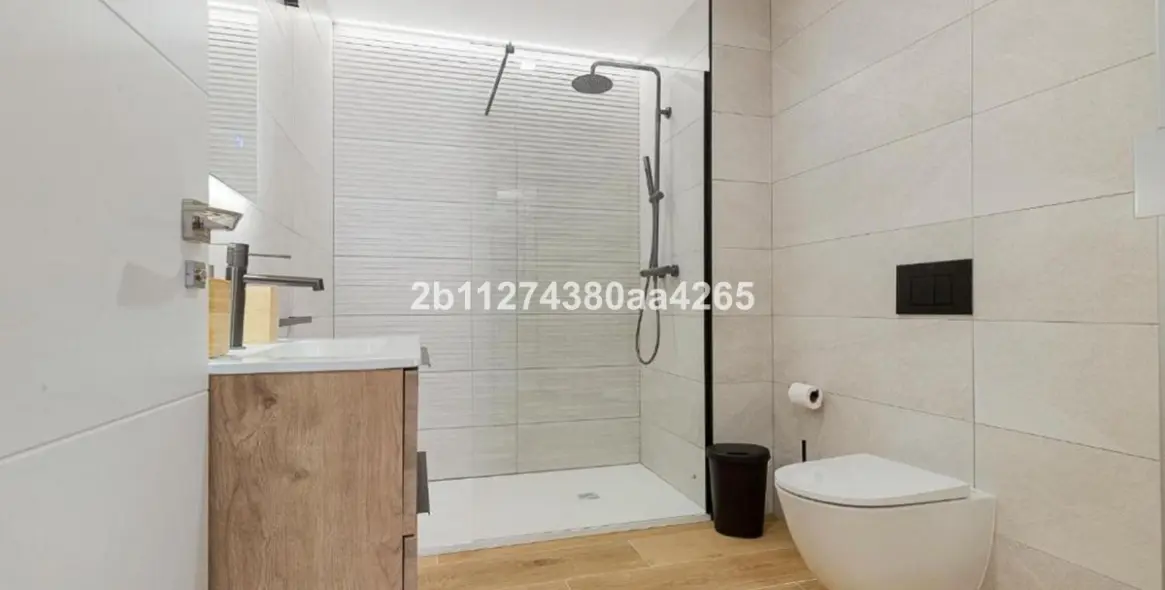 Sale of middle floor apartment in Marbella 11
