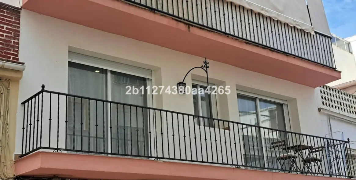 Sale of middle floor apartment in Marbella 15