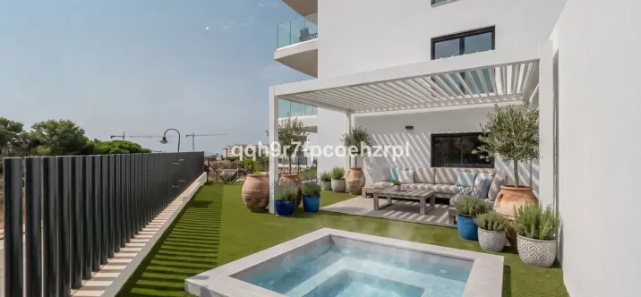 Продажа апартаментов на первом этаже в El Chaparral 0