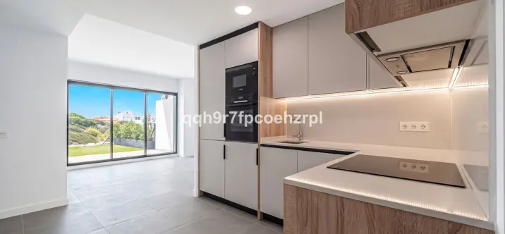 Продажа апартаментов на первом этаже в El Chaparral 3
