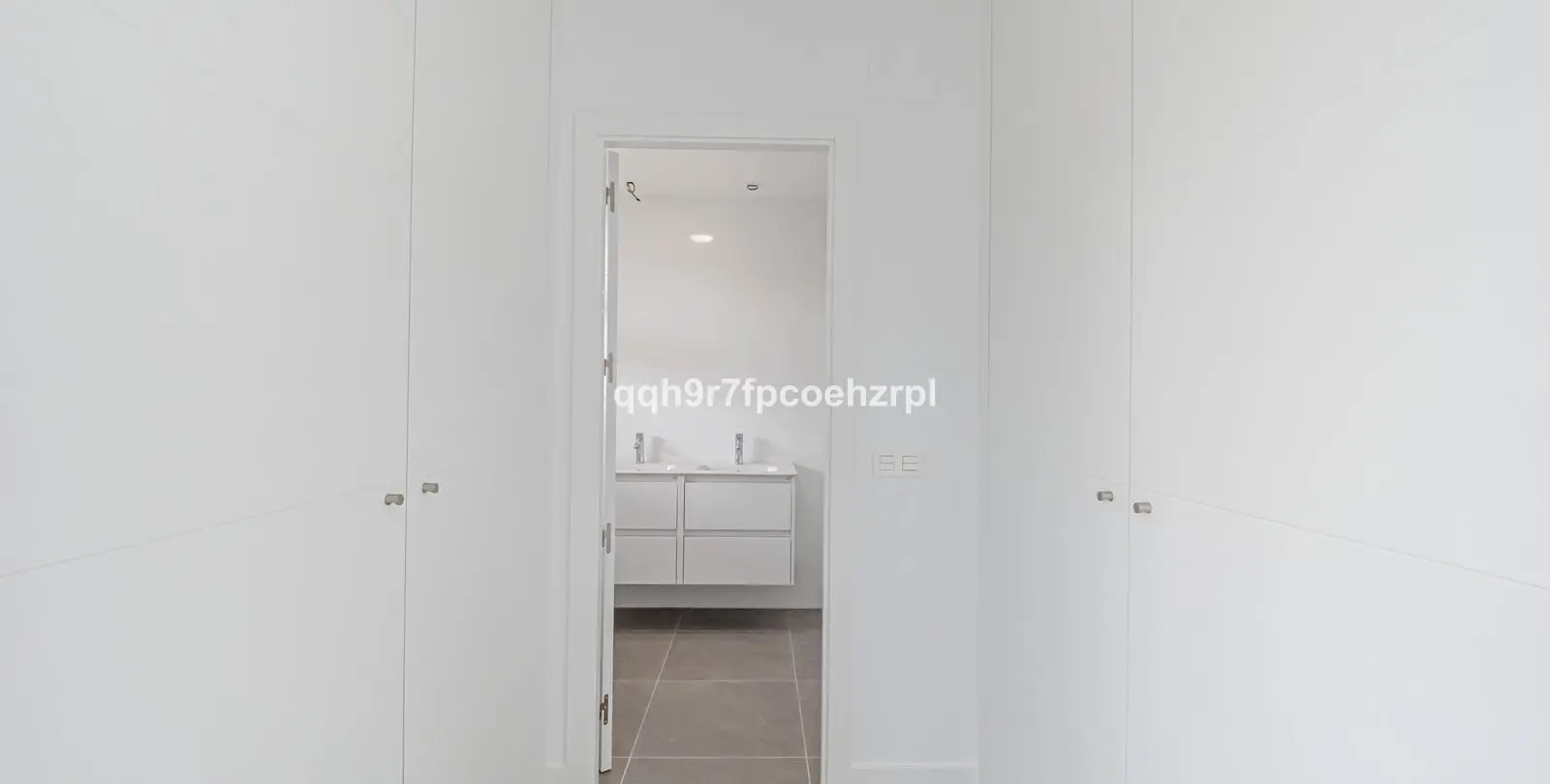 Venta de apartamento en planta baja en El Chaparral 36