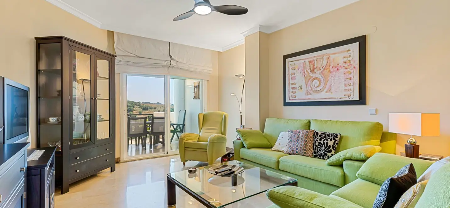Sale of penthouse in Bel Air 3