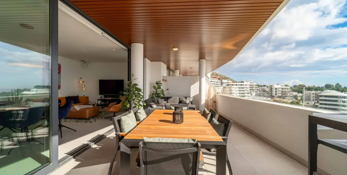Sale of middle floor apartment in Fuengirola 17