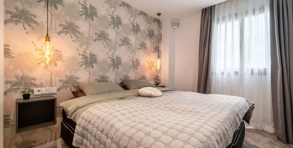 Sale of middle floor apartment in Fuengirola 25